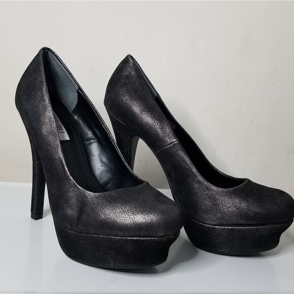 Jennifer Lopez platform high heels metallic look - Picture 7 of 9